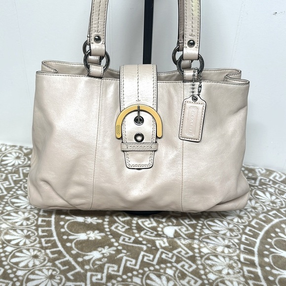 Coach SoHo Bag F18751 Pale Pearl Pink - Picture 1 of 14